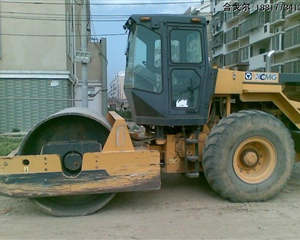 徐工18噸壓路機